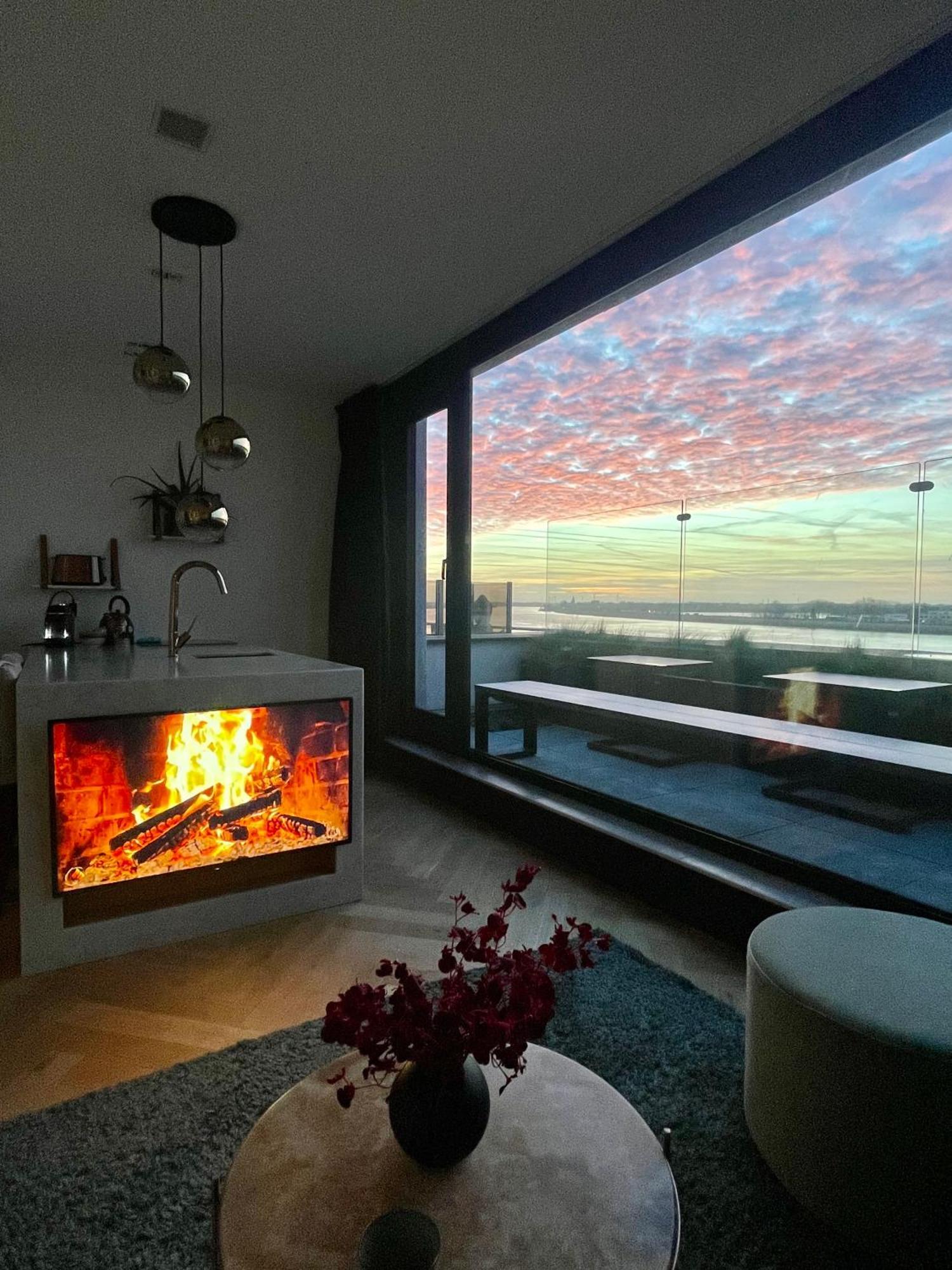 Kaai11 - Lofts & Suites With A View Amberes Exterior foto